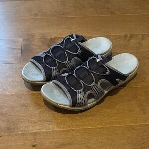 NWT Easy Spirt Women’s Sesalty2 Sandals